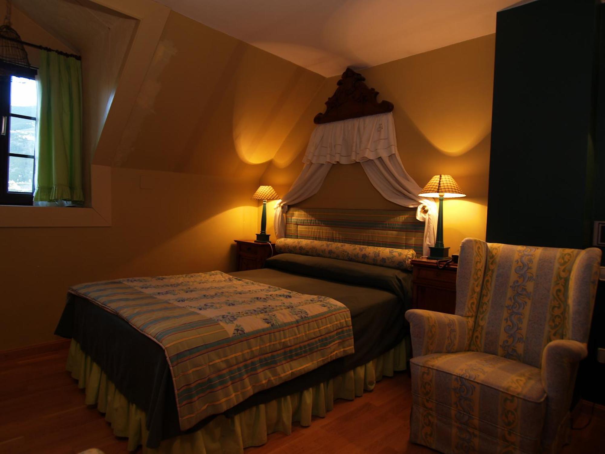 Hotel Almud サジェント・デ・ガジェゴ 部屋 写真