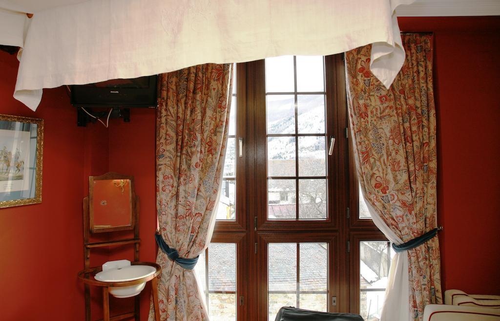 Hotel Almud サジェント・デ・ガジェゴ 部屋 写真